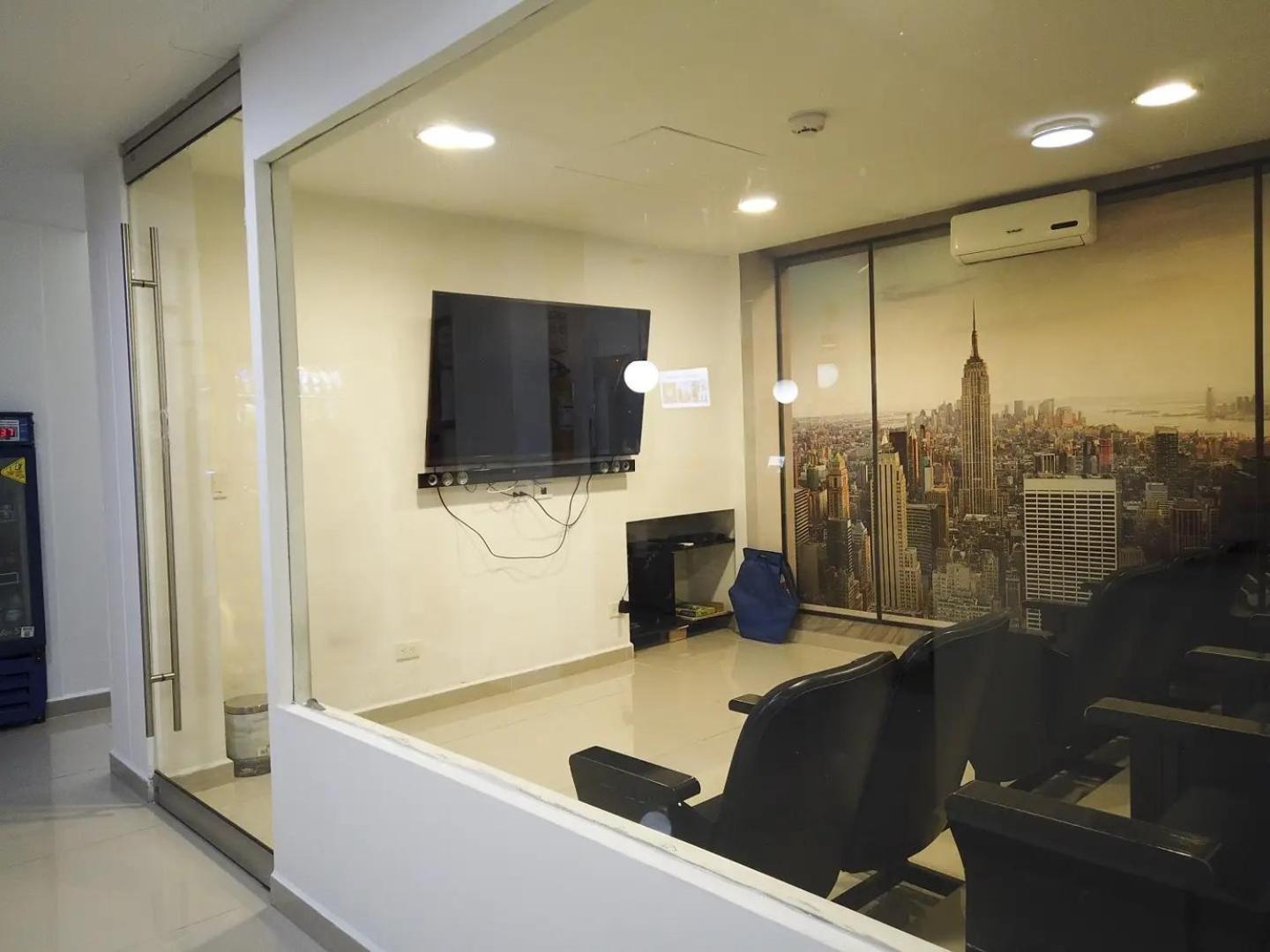 Hostal Lleras Calle 8 เมเดยิน ภายนอก รูปภาพ