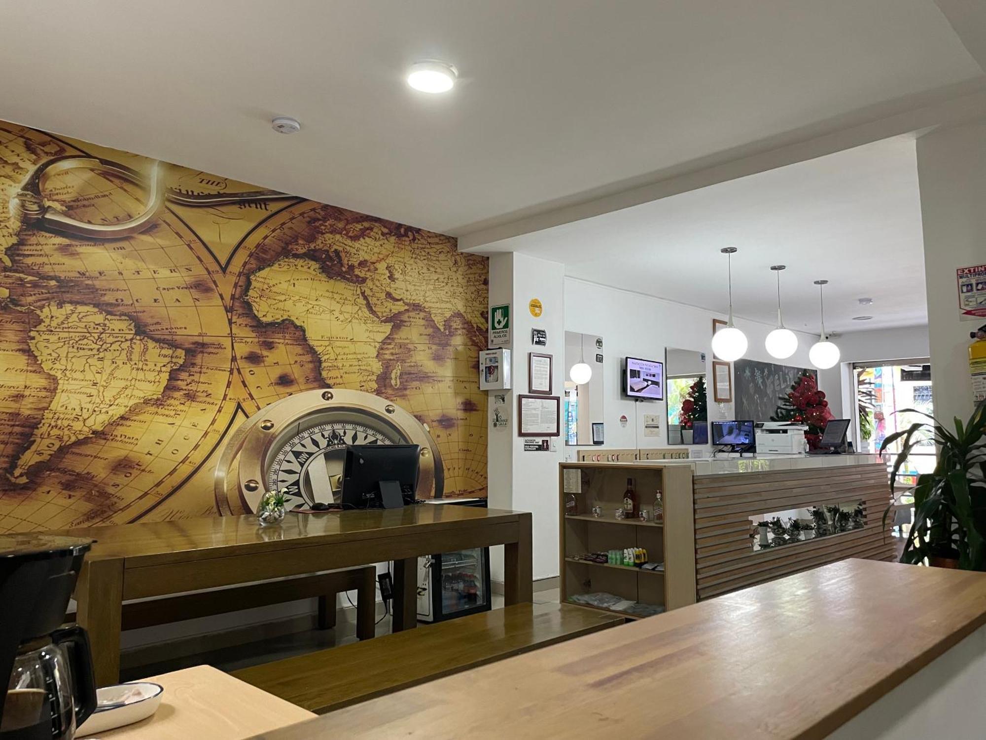 Hostal Lleras Calle 8 เมเดยิน ภายนอก รูปภาพ