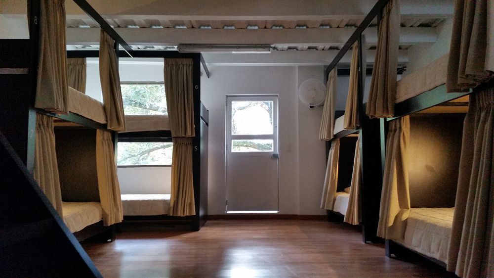 Hostal Lleras Calle 8 เมเดยิน ภายนอก รูปภาพ